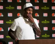 Browns QB Deshaun Watson calls home fans' booing 'disrespectful'