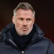 Carragher Slams Chelsea's Henderson Deal, Urges Alonso to Sign New Keeper