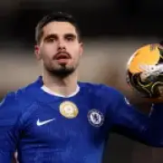Chelsea demand 'very large bid' for Neto after Arsenal approach