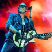 Def Leppard's Vivian Campbell Faces Cancer Return, Vows to Keep Moving Forward