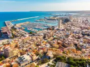 Earthquake Hits Spanish Resort Area, Dozens of Emergency Calls