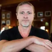 Emmanuel Petit warns Bradley Barcola over Arsenal move amid Liverpool transfer links