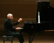 Feltsman's Grieg Lyric Pieces: A Revelatory Survey
