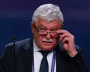 Hungarian FA Chief Sandor Csanyi Becomes Fifth Fifa Vice-President to Lose Confidence in Infantino
