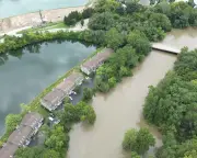 Indiana flooding kills six, White River peaks in Indianapolis