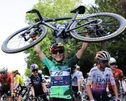 Le Court wins Tour of Britain Women despite Wiebes' stage victory