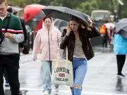 London Braces for 6 Days of Rain and Thunder as School Holidays End