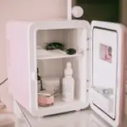 Mini fridges make comeback for storing weight-loss jabs