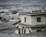 Nepal flash floods: glacier collapse likely cause, 403 missing