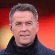 Owen: Arsenal Favourites but Title Race Wide Open