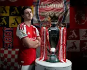 Premier League 2025-26: Arsenal Sense Title Opportunity as Rivals Face Flux