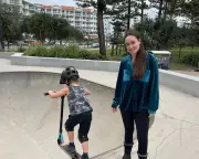 Queensland holds out on NDIS replacement Thriving Kids for autistic children
