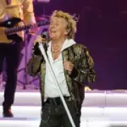Rod Stewart cancels Cincinnati show after 'minor' medical procedure