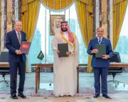 Saudi Arabia, Pakistan and Turkey sign Nato-style defence pact amid Houthi strikes