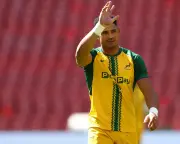 Springboks switch to Feinberg-Mngomezulu for must-win All Blacks Test