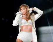 Swift songs vanish from Trump and White House social media posts