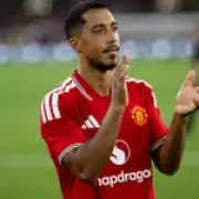 Tielemans apologises to Aston Villa fans over Man Utd 'above' comment