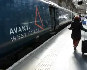 Train drivers get 3.6% pay rise in Avanti deal after strike threat