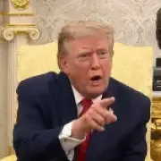Trump berates CNN reporter in front of boy he honored