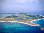 UK's 'Hawaii' Isles of Scilly: Day Trip from London with Dolphins