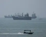 US and Iran exchange fire in Strait of Hormuz; Trump threatens more strikes