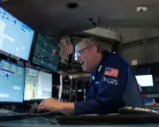 US Bond Market Turmoil Sends Shockwaves Through Global Governments
