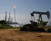 US-Venezuela oil deal sparks 'predatory' and 'unconstitutional' outcry