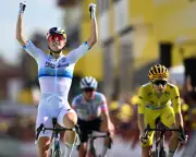 Vollering Wins Stage Five as Ferrand-Prévot's Tour Defence Collapses