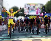 Wiebes wins stage two of Tour de France Femmes as Markus denied