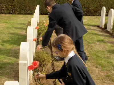 Barnet schoolchildren honour Dutch war dead in Mill Hill ceremony