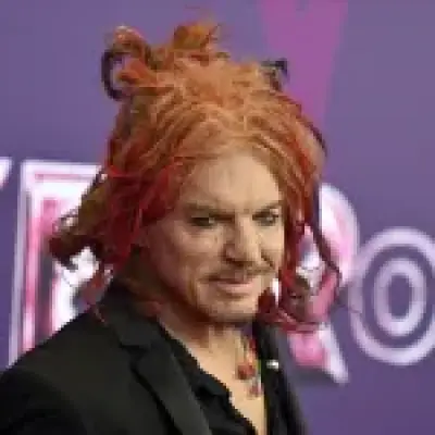 Carrot Top Hospitalized in Emergency, Las Vegas Shows Cancelled