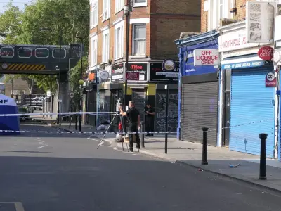 Cyclist dies in Ladbroke Grove crash; moped rider sought