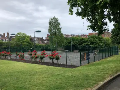Failing Holland Park Tennis Courts Set for Full Refurbishment