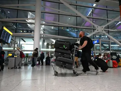 Heathrow third runway delayed by four years until 2039