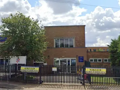 London man arrested over Northampton school lockdown threats