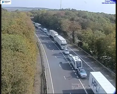 M20 crash near M25 causes 15-minute delays for London drivers
