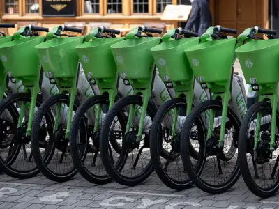 Olney urges TfL to act on e-bike parking before new powers