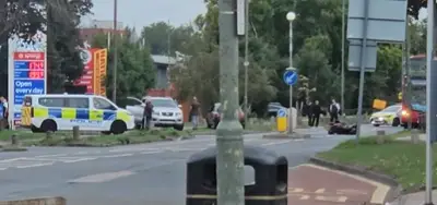 Orpington crash: Man in major trauma centre as A224 Sevenoaks Way shut