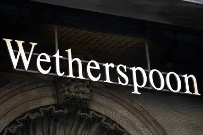 Peckham Wetherspoons closes, bingo hall plan submitted