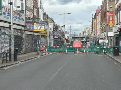Peckham's Rye Lane closed over 'potentially dangerous' building
