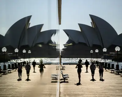 Sydney faces hottest spring start since 1858 as fire ban declared