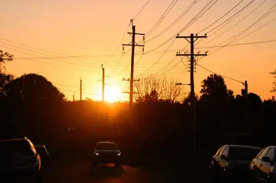 Sydney Swelters in Spring Heat Before Cool Change Brings Relief