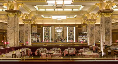 The Ritz Restaurant Review: Timeless Luxury on Piccadilly