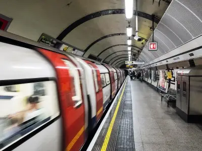 Tube noise 'shaking bed frames' as TfL accused of letting residents suffer for years