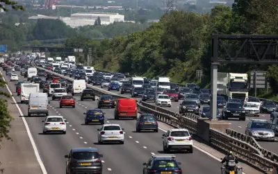 UK Car Insurance Averages £713 as Young Drivers See Biggest Savings