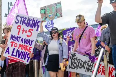 University of Sydney staff strike over AI, job security and trust