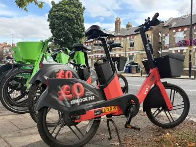 Voi e-bike operator refuses to leave Ealing after losing contract