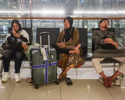 Volcanic ash from Anak Krakatoa halts flights at Jakarta airport