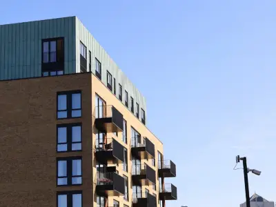 Wandsworth fraudster ordered to repay £65k after council flat sublet scam