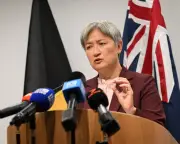 Australia plans new Israel sanctions but avoids UK-style settlement trade ban